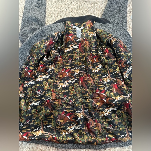 CAbi Gray Tailored Blazer size 6 - Picture 7 of 10